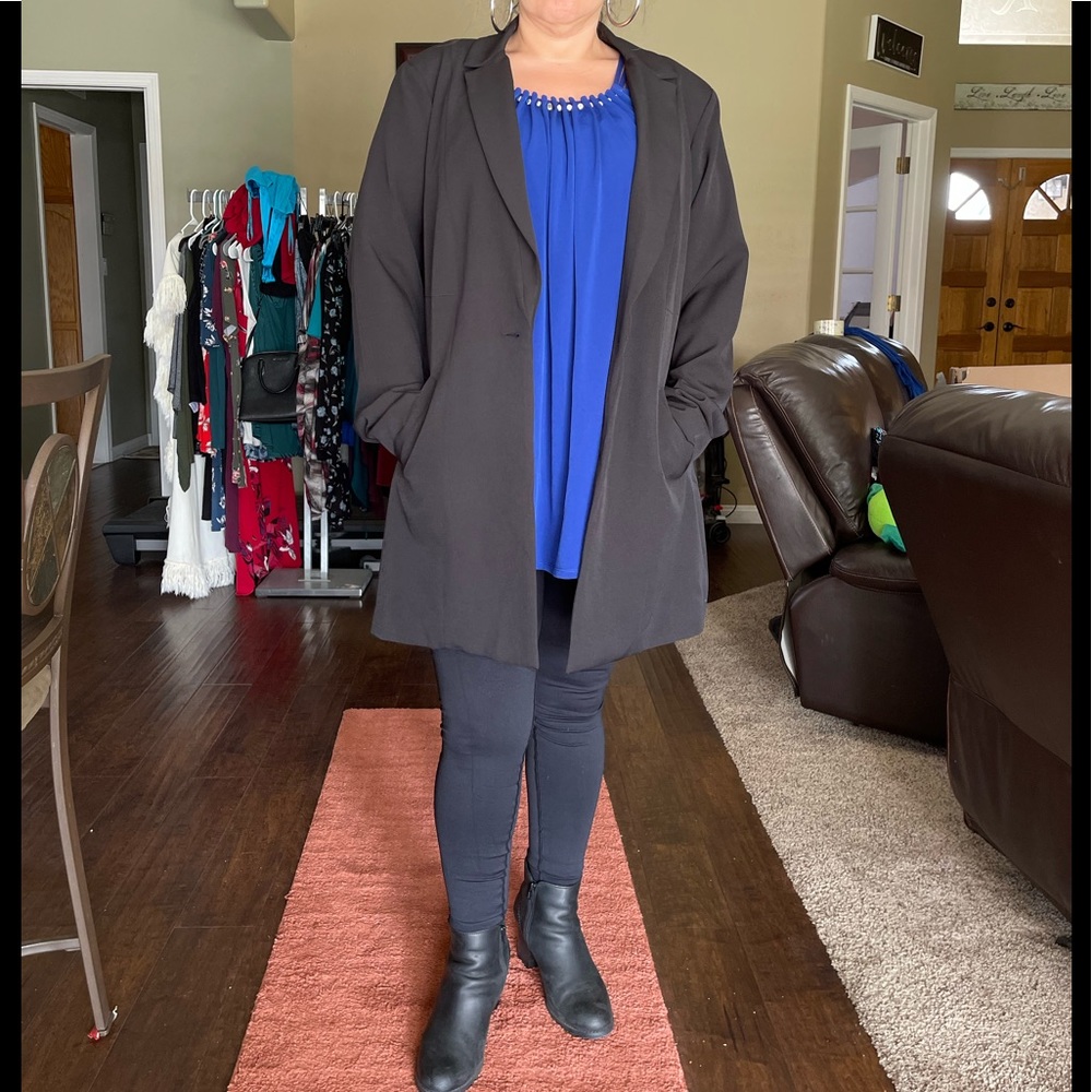 VIP -Avenue Blue Blouse, Never worn, Plus 22/24